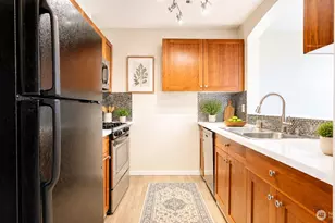 13367 Ambaum Blvd SW, Burien, WA 98146 - Photo 10