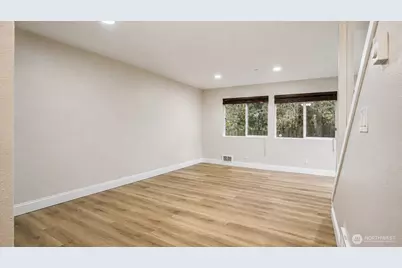 13367 Ambaum Boulevard SW, Burien, WA 98146 - Photo 6