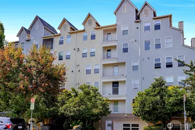 2522 Rucker Avenue #303, Everett, WA 98201 - Photo 2