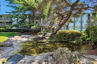 2500 81st Avenue SE #329, Mercer Island, WA 98040 - Photo 2