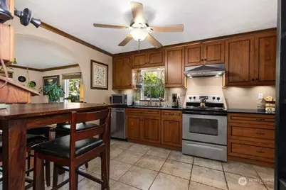 535 S Henderson Street, Seattle, WA 98108 - Photo 10