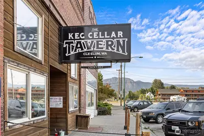 112 Pennsylvania Avenue, Cle Elum, WA 98922 - Photo 1