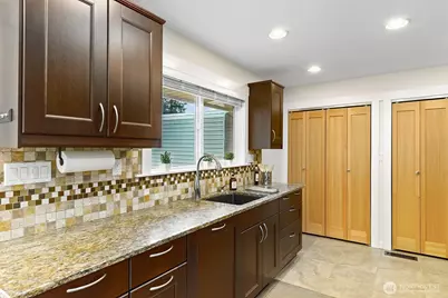 16026 16th Avenue SW, Burien, WA 98166 - Photo 4