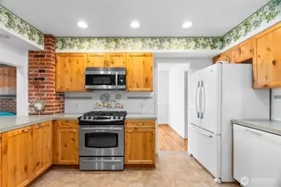 7002 Lakeside St SW, Olympia, WA 98512 - Photo 12