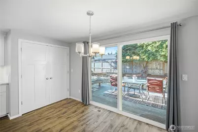 15952 SE 176th Place, Renton, WA 98058 - Photo 16