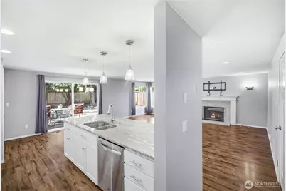15952 SE 176th Place, Renton, WA 98058 - Photo 4