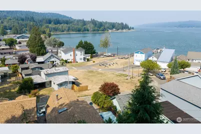 20 N Tillicum Beach Lane N, Shelton, WA 98584 - Photo 4