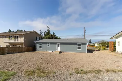 1243 Admirals Drive, Coupeville, WA 98239 - Photo 30