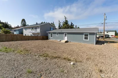 1243 Admirals Drive, Coupeville, WA 98239 - Photo 32
