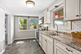 568 G St, Blaine, WA 98230 - Photo 8