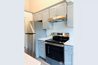 2020 Grant Avenue S #C301, Renton, WA 98055 - Photo 10
