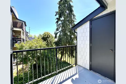 2020 Grant Avenue S #C301, Renton, WA 98055 - Photo 8
