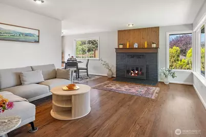 4831 S Holly Street, Seattle, WA 98118 - Photo 6