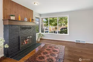 4831 S Holly St, Seattle, WA 98118 - Photo 8