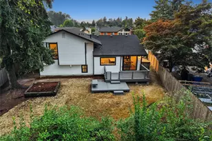 11707 SE 65th St, Bellevue, WA 98006 - Photo 20