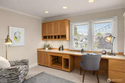 4549 Thackeray Place NE, Seattle, WA 98105 - Photo 26