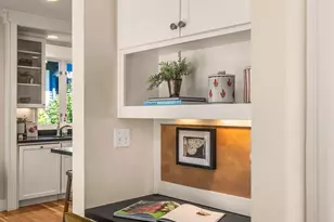 4549 Thackeray Pl NE, Seattle, WA 98105 - Photo 16