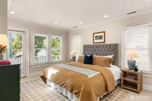 4549 Thackeray Pl NE, Seattle, WA 98105 - Photo 18