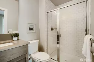 2122 215th Pl SE, Sammamish, WA 98075 - Photo 32