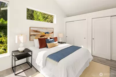 1036 NE 102nd Street #B, Seattle, WA 98125 - Photo 10