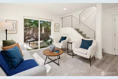 1036 NE 102nd Street #B, Seattle, WA 98125 - Photo 4