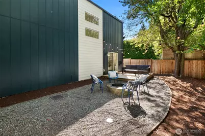 1036 NE 102nd Street #B, Seattle, WA 98125 - Photo 20