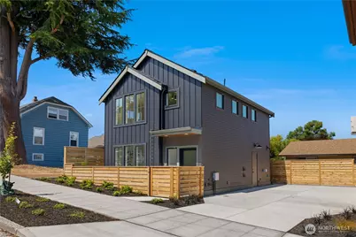 268 Fulton Street, Seattle, WA 98109 - Photo 1