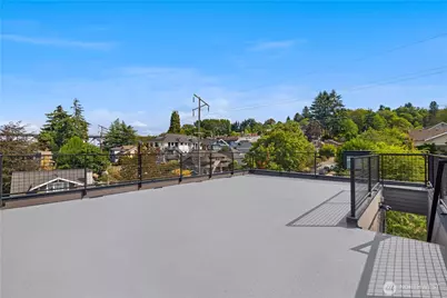 2903 3rd Avenue N, Seattle, WA 98109 - Photo 32