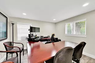 5511 Waller Rd E, Tacoma, WA 98443 - Photo 8