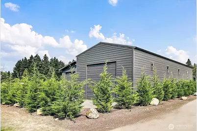 5511 Waller Road E, Tacoma, WA 98443 - Photo 22