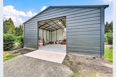 5511 Waller Road E, Tacoma, WA 98443 - Photo 26