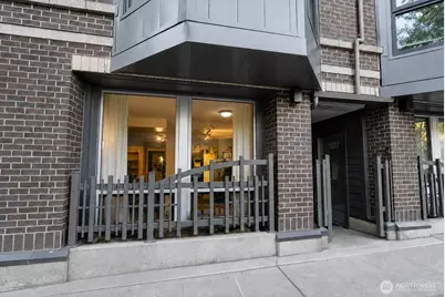 1420 E Pine Street #E6, Seattle, WA 98122 - Photo 12