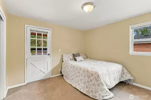 13045 Corliss Ave N, Seattle, WA 98133 - Photo 24