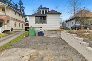 285 Earlington Ave SW, Renton, WA 98057 - Photo 2