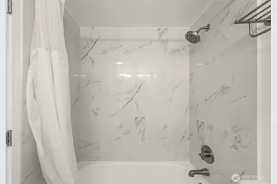 18300 8th Ave NE, Shoreline, WA 98155 - Photo 14