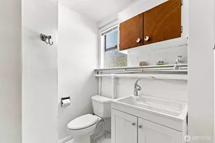 4910 19th Ave S, Seattle, WA 98108 - Photo 16
