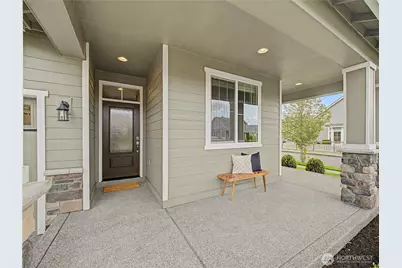 506 Bondgard Avenue E, Enumclaw, WA 98022 - Photo 2