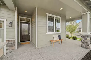 506 Bondgard Ave E, Enumclaw, WA 98022 - Photo 2