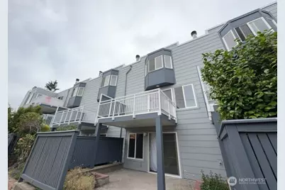 1610 Park Avenue #B3, Bremerton, WA 98337 - Photo 2