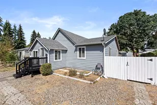 1228 H St, Centralia, WA 98531 - Photo 4