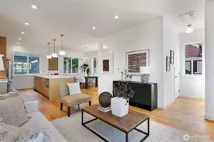 707 N 65th St, Seattle, WA 98103 - Photo 20