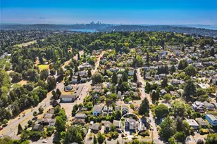 707 N 65th St, Seattle, WA 98103 - Photo 38