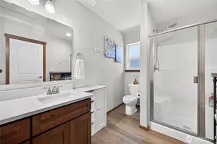 523 E Van Dam Pl, Buckley, WA 98321 - Photo 14