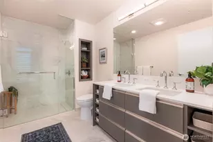 800 Columbia St, Seattle, WA 98104 - Photo 16