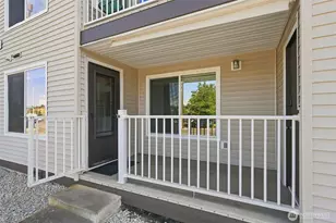 9000 25th Ave SW, Seattle, WA 98106 - Photo 4
