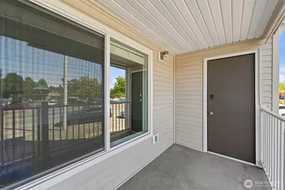 9000 25th Avenue SW #102A, Seattle, WA 98106 - Photo 6