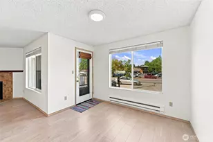 9000 25th Ave SW, Seattle, WA 98106 - Photo 22