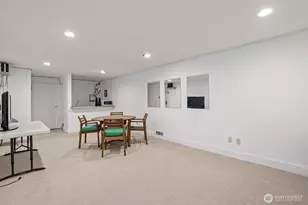 10501 8th Ave NE, Seattle, WA 98125 - Photo 28