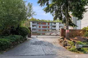 10501 8th Ave NE, Seattle, WA 98125 - Photo 6