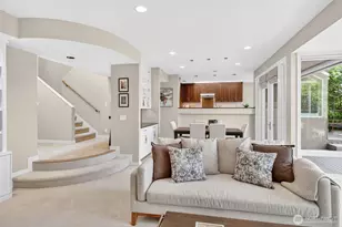 9829 NE 1st St, Bellevue, WA 98004 - Photo 8